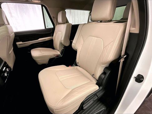 Used 2024 Ford Expedition Max Platinum image 25