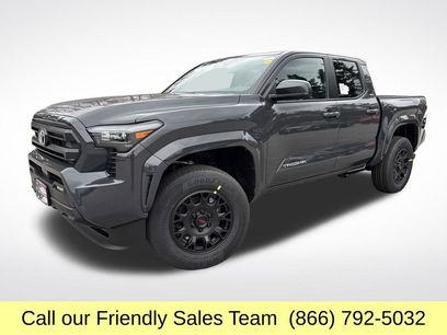 New 2025 Toyota Tacoma SR5