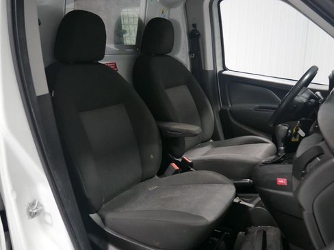 Used 2019 RAM ProMaster City Tradesman SLT image 12