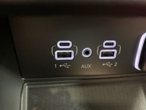 New 2025 Jeep Grand Cherokee Altitude image 33