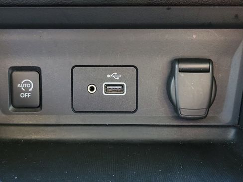 Used 2024 Nissan Sentra S FWD image 22