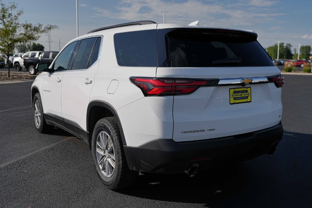 Used 2023 Chevrolet Traverse LT w/ LPO, Floor Liner Package AWD/4WD image 9