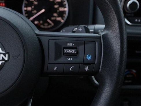 Certified 2024 Nissan Rogue SV image 13