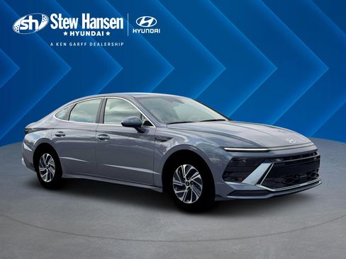 New 2026 Hyundai Sonata Blue image 11