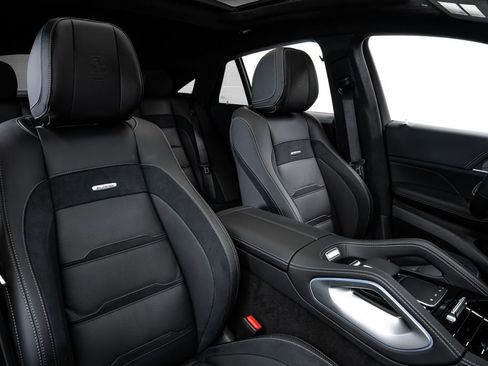 Used 2025 Mercedes-Benz GLE 63 AMG S image 30