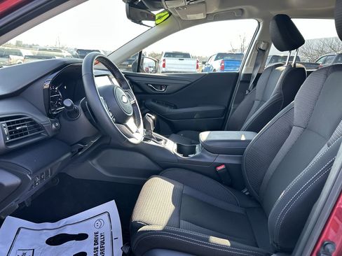 Used 2025 Subaru Outback Premium w/ Popular Package #1A image 21