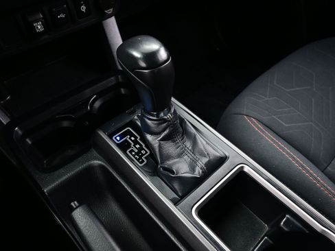 Used 2020 Toyota Tacoma TRD Sport image 22