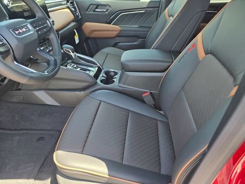 New 2026 GMC Canyon AT4 w/ Technology Plus Package AWD/4WD image 14
