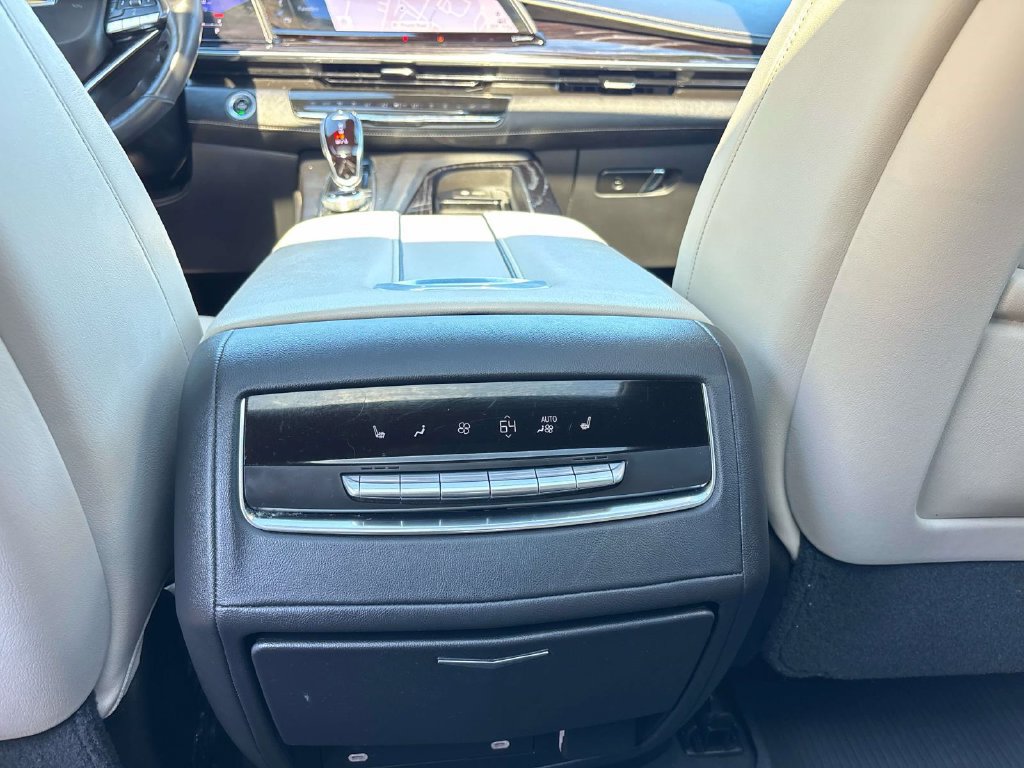 Used 2021 Cadillac Escalade Sport AWD/4WD image 12