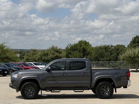 Used 2023 Toyota Tacoma SR5 RWD image 3