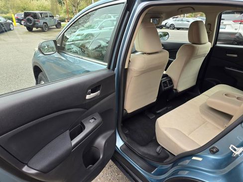 Used 2015 Honda CR-V LX image 15