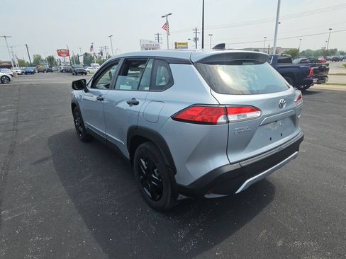 Certified 2022 Toyota Corolla Cross L AWD/4WD image 5