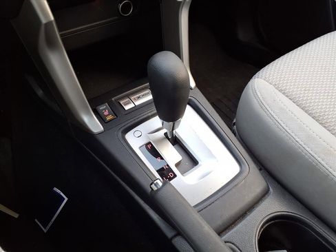 Used 2018 Subaru Forester 2.5i Premium image 3