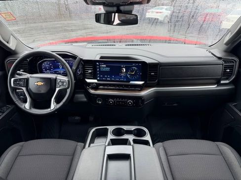 Used 2024 Chevrolet Silverado 1500 LT w/ Z71 Off-Road Package image 21