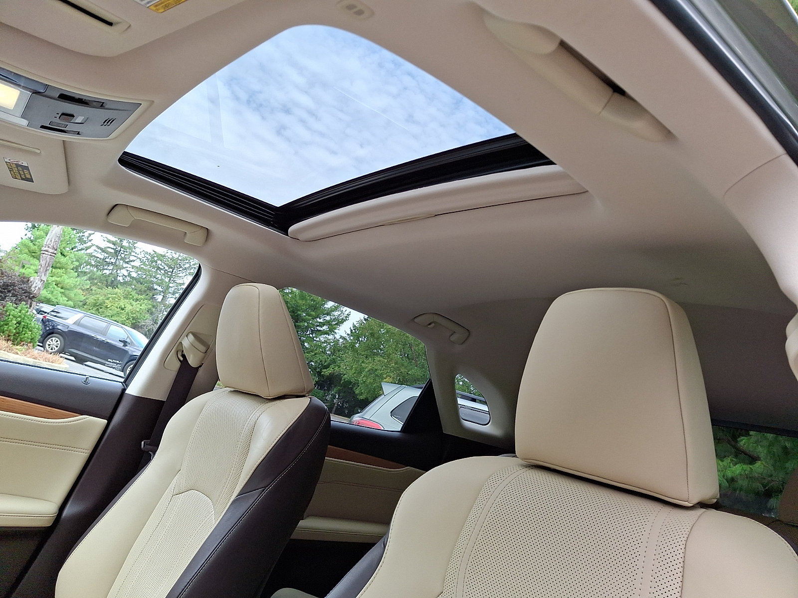 Used 2018 Lexus RX 350 AWD w/ Premium Package image 15