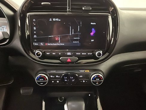 Used 2023 Kia Soul GT-Line FWD image 24
