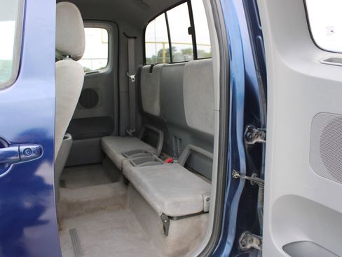 Used 2005 Toyota Tacoma 2WD Access Cab image 7