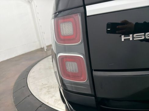Used 2019 Land Rover Range Rover HSE image 11