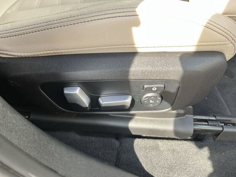 Used 2021 BMW X3 xDrive30e w/ Executive Package image 36