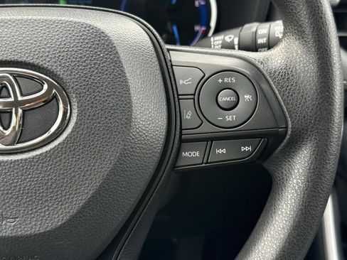 Used 2024 Toyota RAV4 XLE image 13