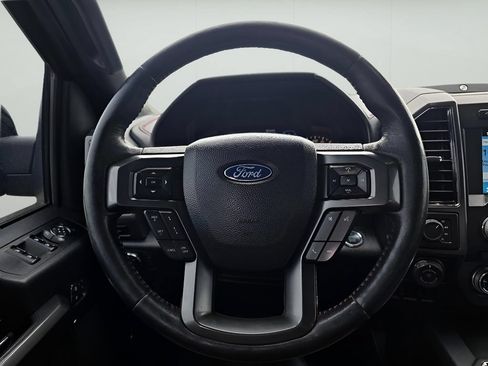 Used 2018 Ford F150 Lariat w/ Equipment Group 502A Luxury AWD/4WD image 25