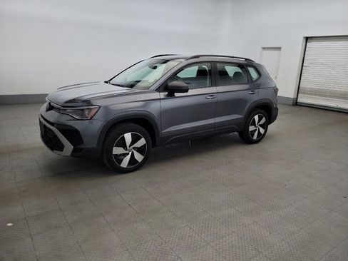 Used 2025 Volkswagen Taos S AWD/4WD image 2
