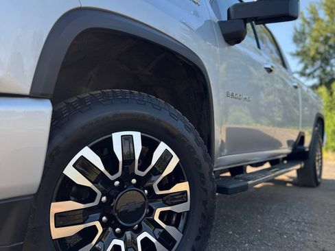 Used 2022 Chevrolet Silverado 3500 High Country w/ Technology Package AWD/4WD image 64
