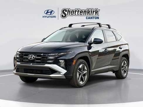 New 2025 Hyundai Tucson SEL image 1