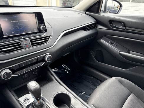 Used 2023 Nissan Altima 2.5 S FWD image 24