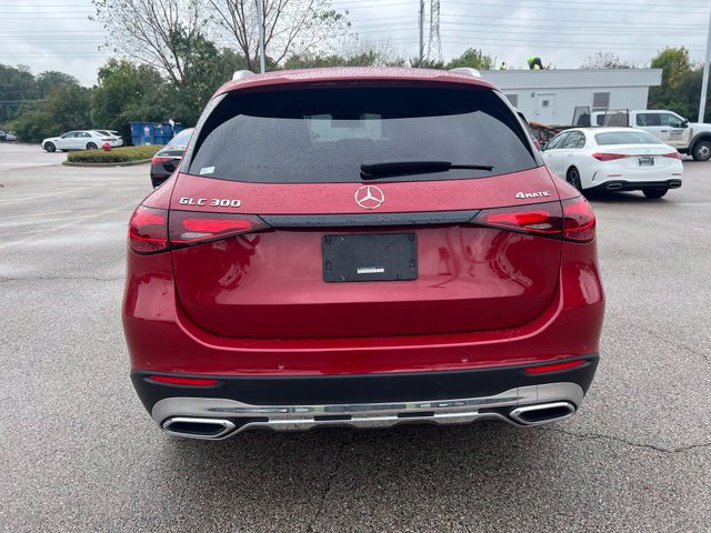 Used 2024 Mercedes-Benz GLC 300 4MATIC image 8