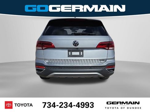 Used 2022 Volkswagen Taos SEL w/ Panoramic Sunroof Package AWD/4WD image 10