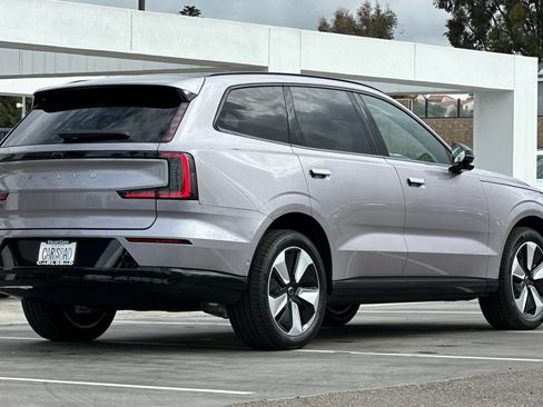New 2026 Volvo EX90 Plus RWD image 5