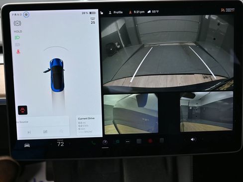 Used 2021 Tesla Model 3 Standard Range Plus image 22