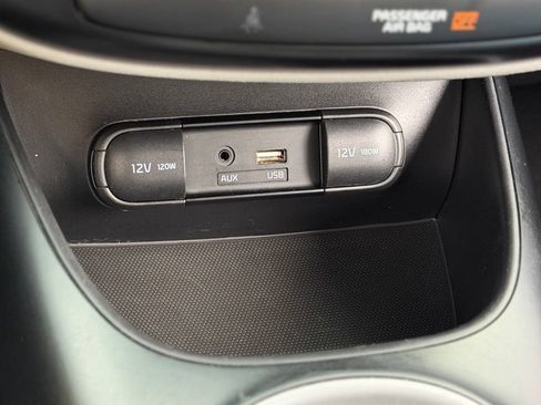 Used 2018 Kia Soul FWD image 10