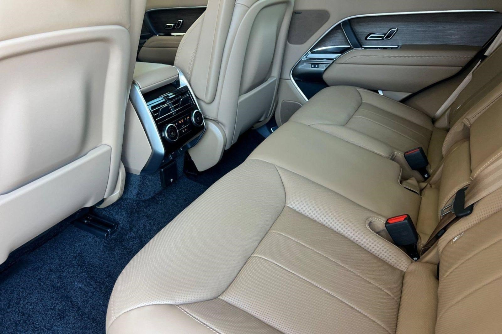 New 2026 Land Rover Range Rover SE AWD/4WD image 27