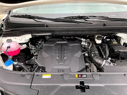 Certified 2026 Kia Carnival FWD image 30