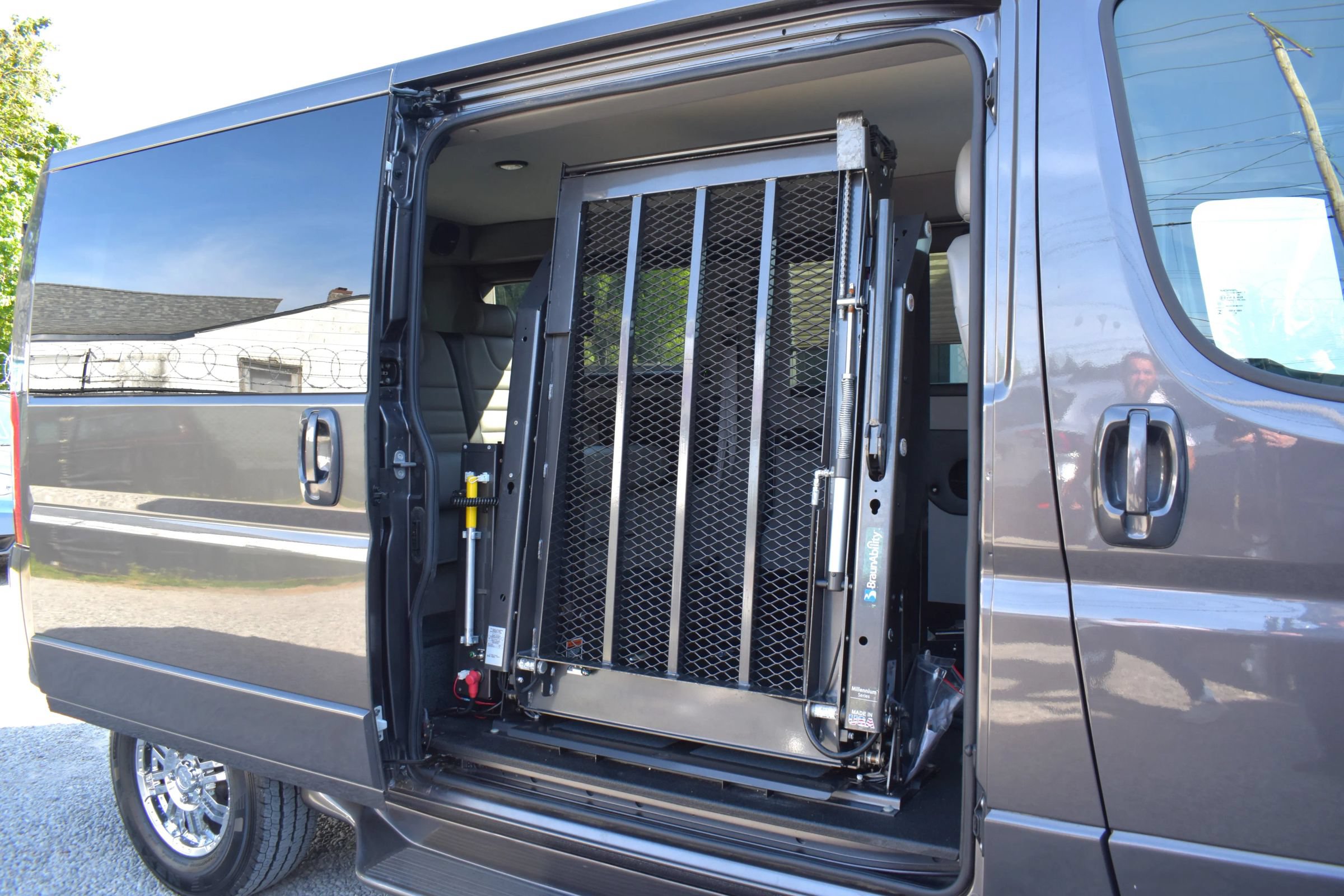 Used 2018 RAM ProMaster 1500 w/ Mopar Trailer Tow Group FWD image 68