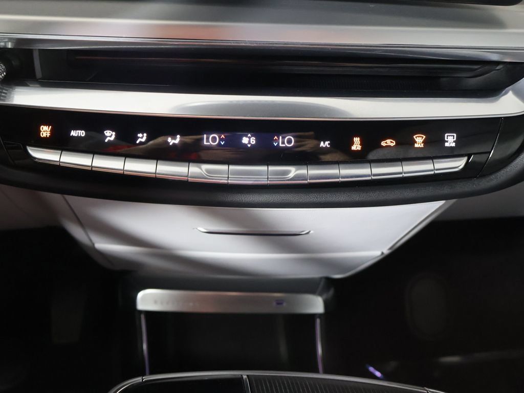 Used 2024 Cadillac Lyriq Sport RWD image 54