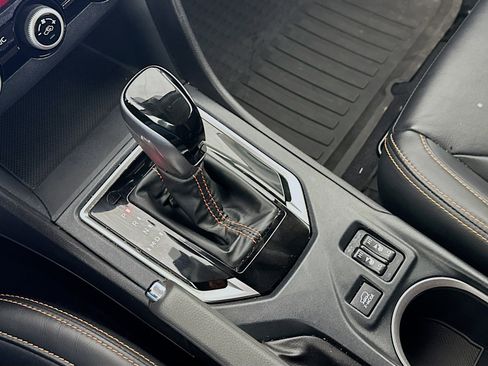 Used 2022 Subaru Crosstrek 2.5i Limited w/ Moonroof Package 2 image 25