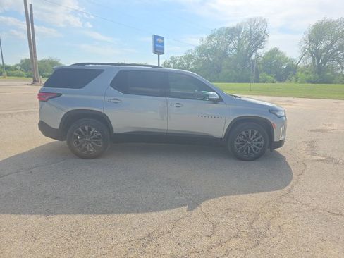 Used 2023 Chevrolet Traverse RS w/ LPO, Floor Liner Package image 2