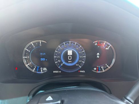 Used 2019 Cadillac Escalade Luxury AWD/4WD image 12