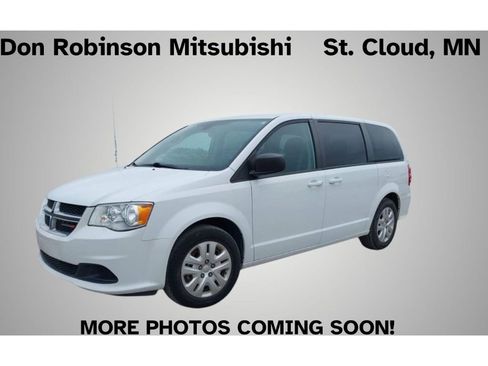 Used 2018 Dodge Grand Caravan SE w/ UConnect Hands-Free Group FWD image 1