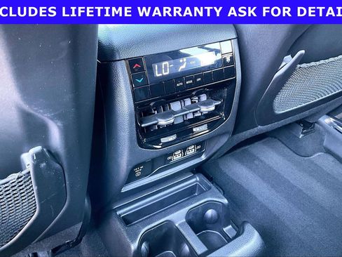 Used 2023 Jeep Grand Cherokee L Laredo AWD/4WD image 30