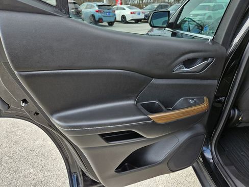 Used 2019 GMC Acadia SLE image 22