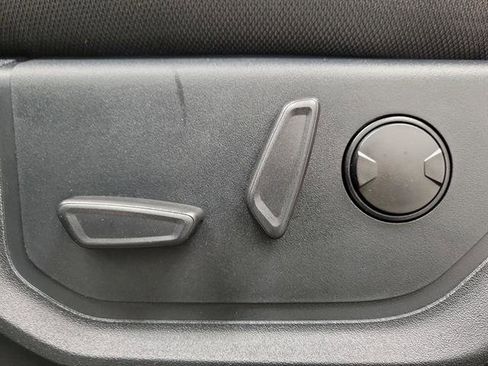 Used 2020 Ford F150 XLT w/ Equipment Group 302A Luxury image 19