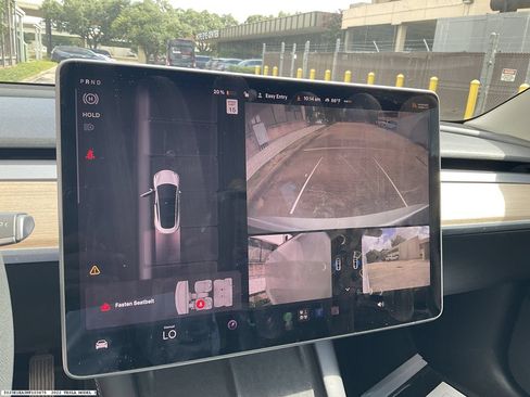Used 2022 Tesla Model 3 Standard Range RWD image 14