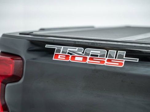 Used 2020 Chevrolet Silverado 1500 LT Trail Boss w/ Convenience Package image 23