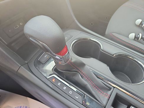 Used 2023 Chevrolet Equinox RS image 29