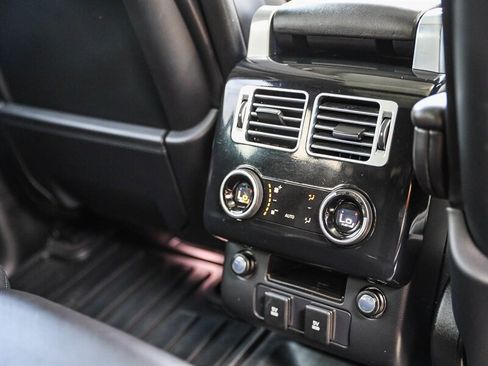 Used 2018 Land Rover Range Rover HSE AWD/4WD image 25