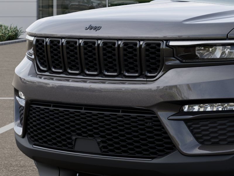 New 2025 Jeep Grand Cherokee Limited w/ Black Appearance Package AWD/4WD image 12